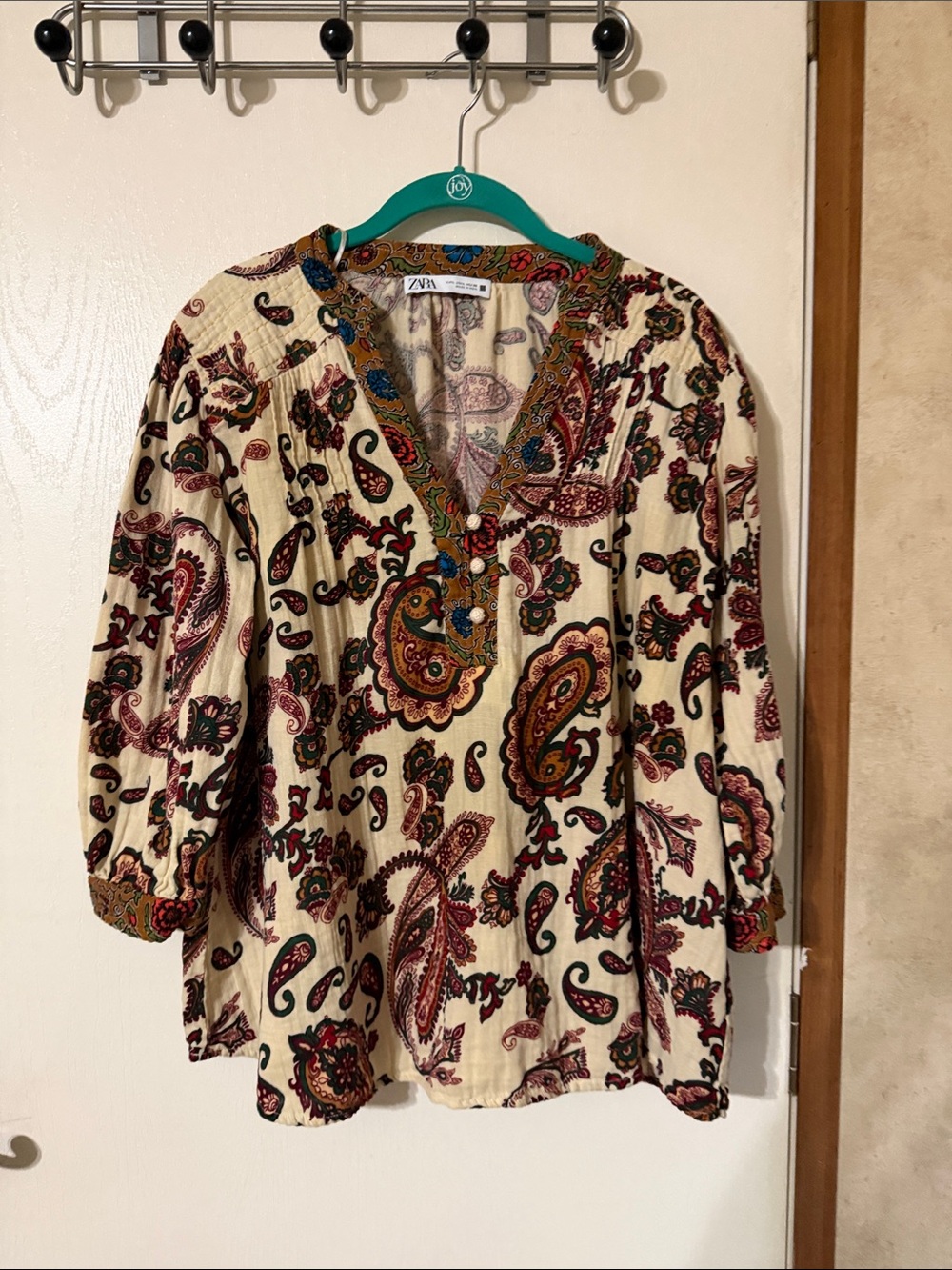 Zara Cream Paisley V-Neck Tunic with Multicolor Accents